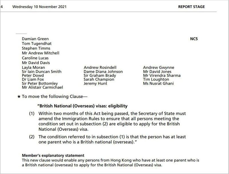 22位英国下议院议员共同建议,修改英国国民海外护照(BNO)签证申请条款,提出港人只要父母其中一方拥有BNO资格,即可申请BNO签证到英国定居,即包括1997年后出生的香港年轻人。( “香港监察”推特图片)