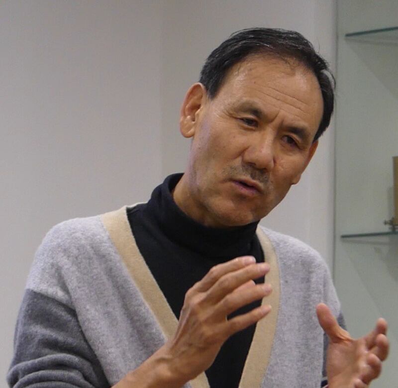 巴瓦·格桑坚参指出,藏人行政中央致力贯彻推行“中间道路”,并不会受外部环境因素影响而轻易摇摆。 (记者丘德真摄影)