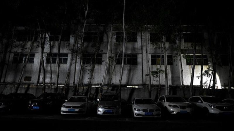 广东省东莞市厚街的一座工业园区的建筑,该地区受到电力限制。(法新社资料图片)