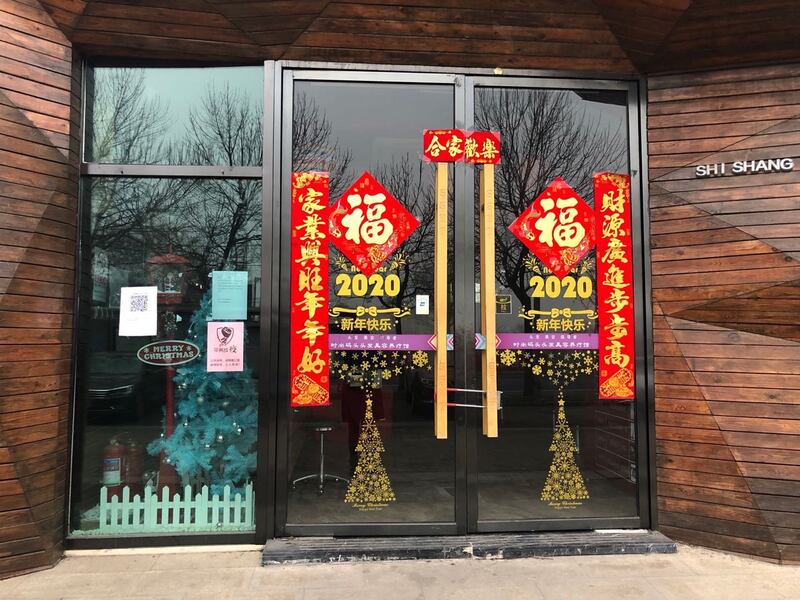 新冠肺炎疫情下,无论对政府还是民企,都造成很大的冲击。尤其是旅游、服务、餐饮行业失业率很高。(资料图/Photo:Dylan Wang)