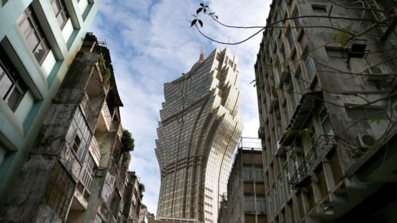 澳门主权移交20年,从过往的小渔村,变成“东方拉斯维加斯”,人均GDP跃升至世界第二,澳门也连续12年“全城派钱”。(Reuters照片)