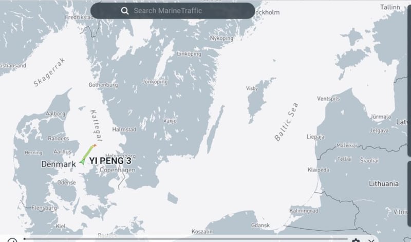 船舶追踪组织 MarineTraffic追踪到的"伊鹏3号"分别在11月18日在波罗的海的航线以及11月19日后17时后,它已在丹麦海军的追踪和拦截中。( MarineTraffic)