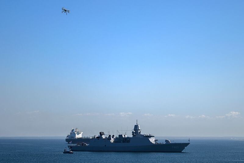 荷兰军舰"特罗姆普"号(HNLMS Tromp)(法新社图片)