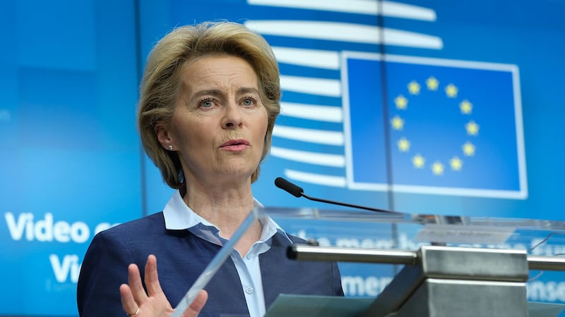 欧洲联盟执行委员会主席冯德莱恩(Ursula von der Leyen)4月30日首度表态支持追查武汉肺炎病毒起源的行动,她认为,这将有助于改善预警系统,并呼吁中国配合调查。