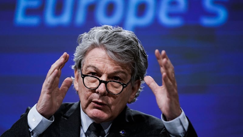  欧盟工业委员布雷东（Thierry Breton）强调，欧盟未轻信中国有关新冠病毒的信息，“面对中国我们绝不幼稚”。（法新社）